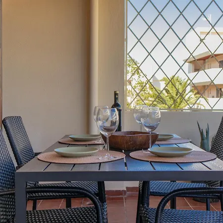 Apartmán Novo! Junto A Com Piscina *