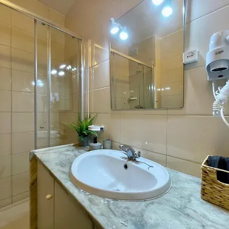 Novo! Junto A Com Piscina