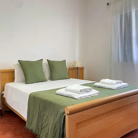 Novo! Junto A Com Piscina *